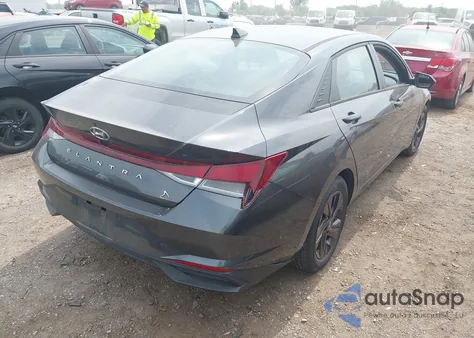 2021 Hyundai Elantra Sel z USA, uszkodzony, nr VIN 5NPLS4AG8MH024663